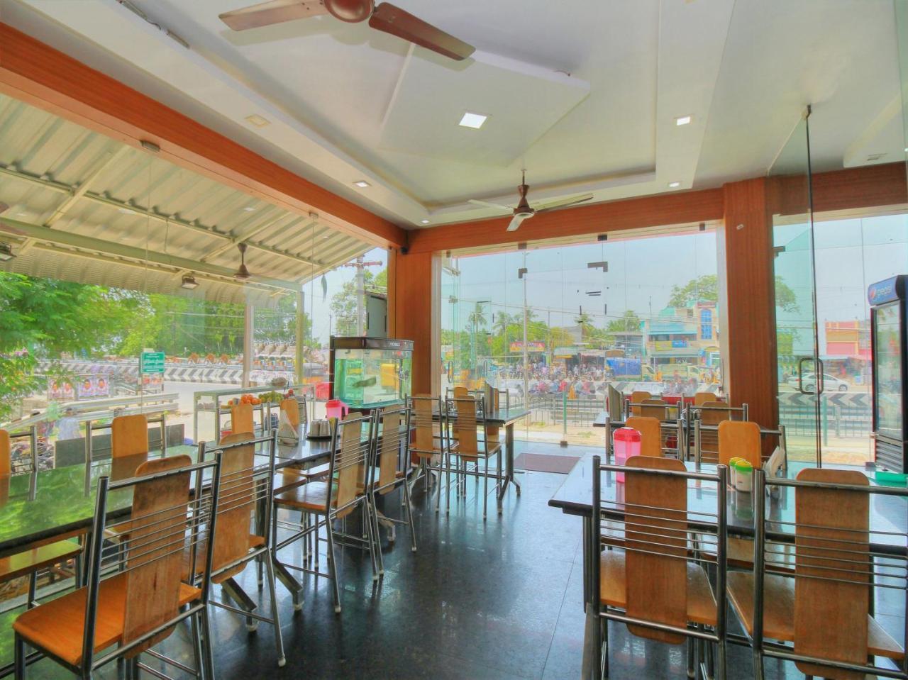 Oyo 15948 Hotel Srees Tiruchirappalli 外观 照片