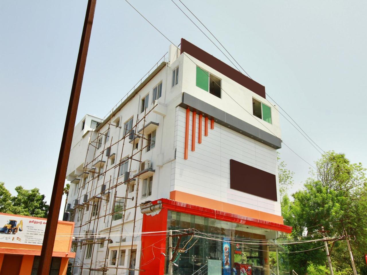 Oyo 15948 Hotel Srees Tiruchirappalli 外观 照片