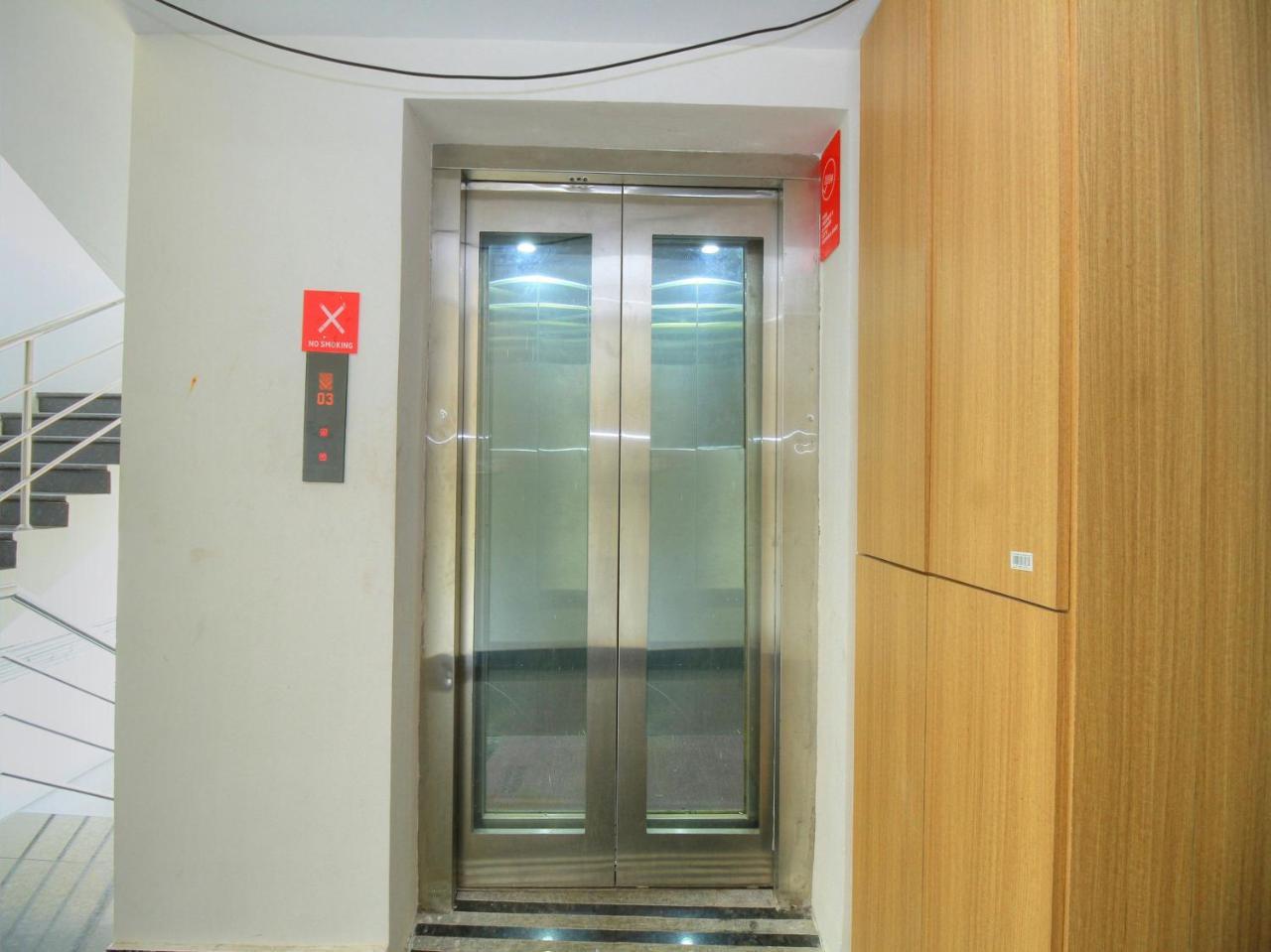 Oyo 15948 Hotel Srees Tiruchirappalli 外观 照片
