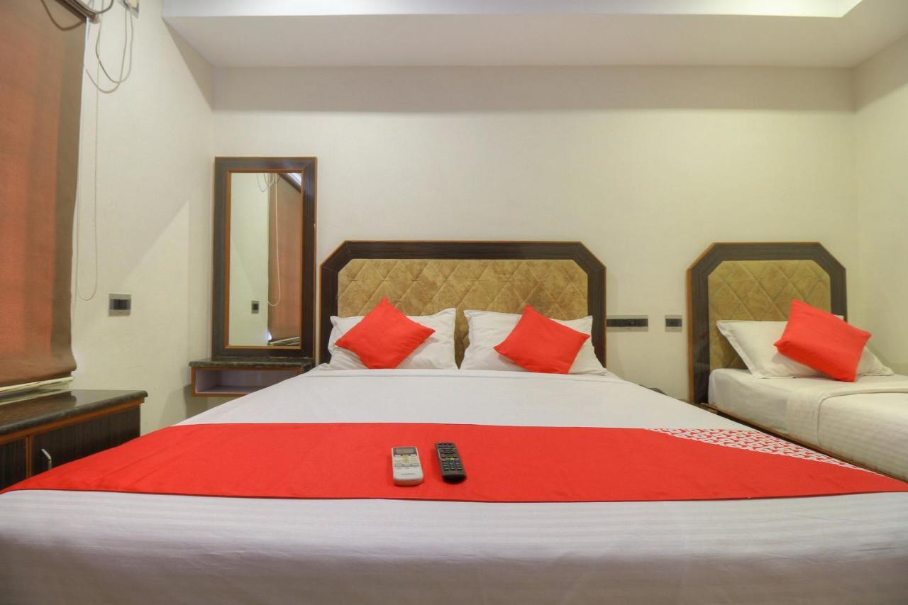 Oyo 15948 Hotel Srees Tiruchirappalli 外观 照片