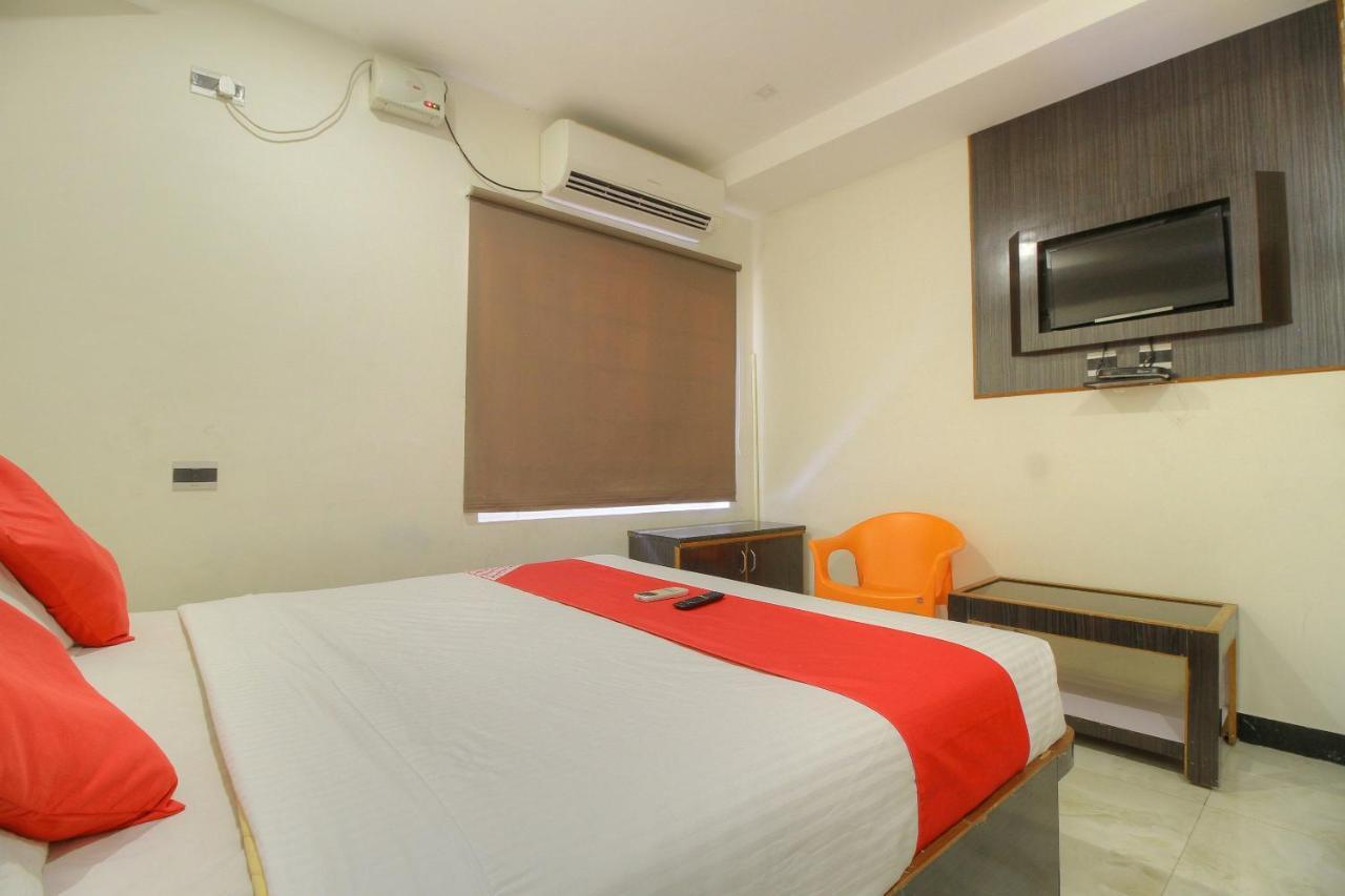 Oyo 15948 Hotel Srees Tiruchirappalli 外观 照片